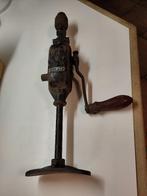 Perceuse à main ancienne, Bricolage & Construction, Outillage | Outillage à main, Enlèvement