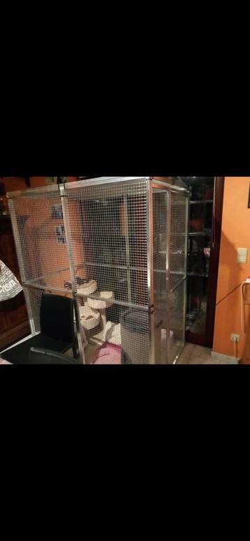 Aluminium kattenluik op maat beschikbaar voor biedingen