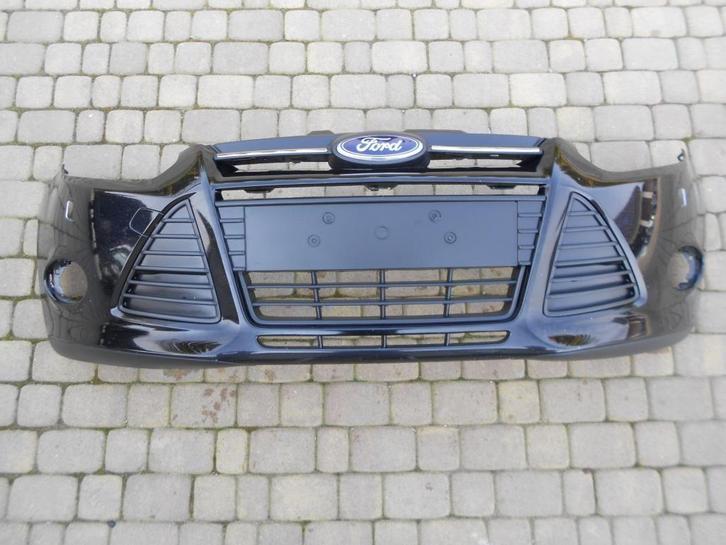 FORD FOCUS III 3 10- VOORBUMPER GRILL, Auto-onderdelen, Carrosserie, Bumper, Ford, Voor, Gebruikt, Ophalen of Verzenden