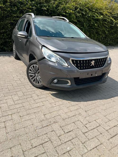 Peugeot 2008 petrol LEES DE AANKONDIGING, Auto's, Peugeot, Bedrijf, Benzine, Handgeschakeld, Ophalen