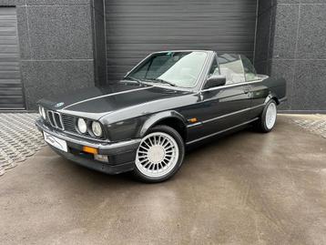 BMW E30 320I Cabriolet - oldtimer - propere staat - 159000km, Autos, Argent ou Gris, Entreprise, Cabriolet, Boîte manuelle