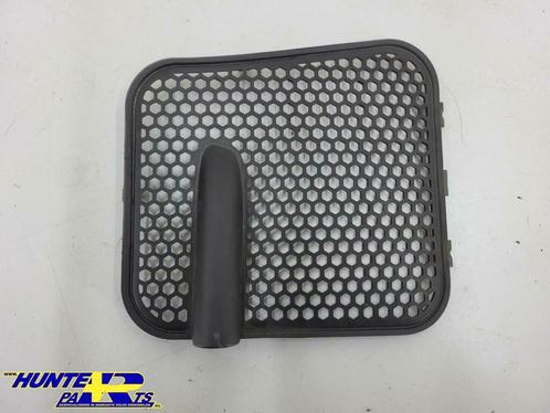 Grill rechts Volvo S60/S60CC/V60/V60CC ('10-'18) 31323421, Auto-onderdelen, Carrosserie, Volvo, Gebruikt, Ophalen of Verzenden