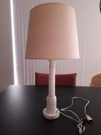 hoge marmeren tafellamp, Maison & Meubles, Lampes | Lampes de table, Comme neuf, Autres matériaux, 75 cm ou plus, Enlèvement ou Envoi