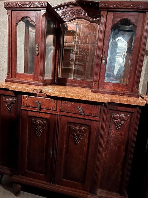 GRATIS klassieke buffetkast met glasdeuren en druivenmotief, Huis en Inrichting, Kasten | Buffetkasten, Gebruikt, 100 tot 150 cm