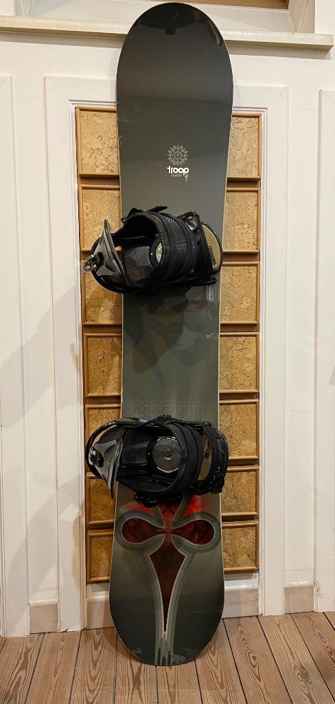 Burton Troop snowboard 155, Sport en Fitness, Snowboarden, Gebruikt, Board, Ophalen