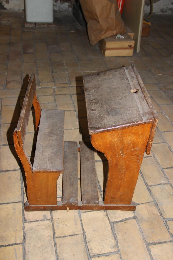 Vintage klein houten schoolbankje, Antiek en Kunst, Antiek | Meubels | Tafels, Ophalen