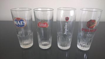 4  verschillende bierglazen voor een fris pintje