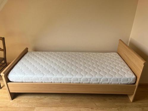 Eenpersoonsbed incl. matras (weinig gebruikt), Huis en Inrichting, Slaapkamer | Bedden, Zo goed als nieuw, Eenpersoons, 90 cm