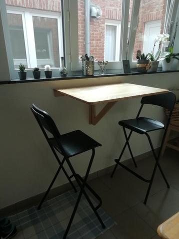 klaptafeltje muur hout  beschikbaar voor biedingen