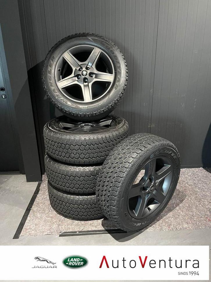 Defender all terrain set 5 banden en velgen 20”, Auto-onderdelen, Banden en Velgen, Banden en Velgen, All Season, 20 inch, 255 mm