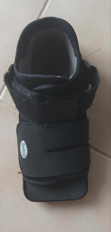 Postoperatieve schoen voor maat 38 ongeveer, Divers, Orthèses, Enlèvement, Comme neuf