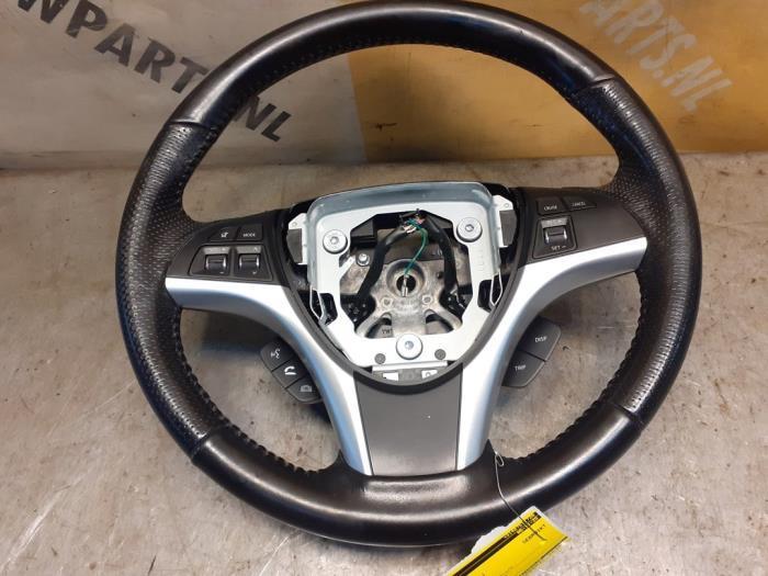 Volant d'un Suzuki Kizashi, Autos : Pièces & Accessoires, Commande, Suzuki, Utilisé, 3 mois de garantie, Enlèvement ou Envoi