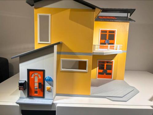 Playmobil Modern woonhuis City Life 9266 +7 uitbreidingssets, Kinderen en Baby's, Speelgoed | Poppenhuizen, Zo goed als nieuw