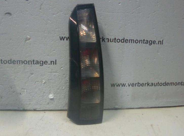 FEU ARRIÈRE GAUCHE Opel Meriva (01-2003/05-2010) (13196002), Autos : Pièces & Accessoires, Éclairage, Opel, Utilisé