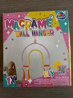 Macramé wall hanger / wandhanger, Enlèvement ou Envoi, Neuf, Bricolage