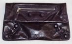 Balenciaga Giant City Clutch, Handtassen en Accessoires, Tassen | Damestassen, Ophalen of Verzenden, Zo goed als nieuw, Paars