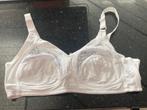 2 identieke BH's zonder beugels. Maat 90. Nieuwstaat, Enlèvement ou Envoi, Blanc, Soutien-gorge