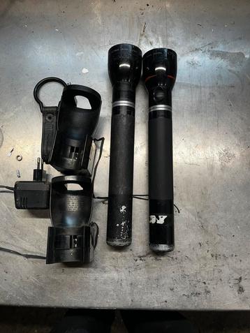 MAG LICHT 2x orgineele beschikbaar voor biedingen