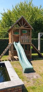 Houten speelhuisje met glijbaan, Enfants & Bébés, Enlèvement, Utilisé