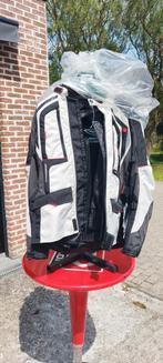 plusieurs veste moto neuve