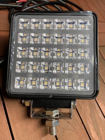 2x 30W LED-spots
