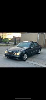 MERCEDES E-KLASSE FULL OPTİE, Auto's, Automaat, Achterwielaandrijving, Zwart, Blauw