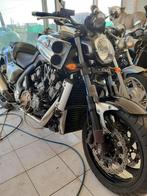 yamaha vmax, 1700 cm³, 4 cylindres, SuperMoto, Particulier