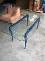 Glazen tafel, Ophalen