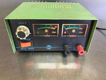 Zetagi 156-S Voeding 13.8 volt 6-8 Amp  27mc  beschikbaar voor biedingen