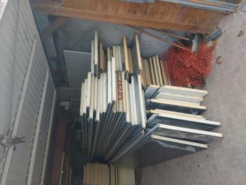Sandwichpanelen nieuwe  350 lang  beschikbaar voor biedingen