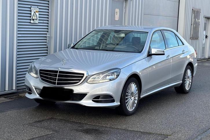 Mercedes-Benz E200 2015– Euro 6  Slechts 37.000 km Automaat, Auto's, Mercedes-Benz, Particulier, Achteruitrijcamera, Elektrisch