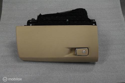 Handschoenenkastje beige BMW 3 serie F30 F31 F34, Auto-onderdelen, Dashboard en Schakelaars, Gebruikt, Ophalen of Verzenden