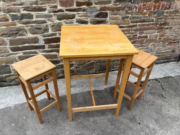 IKEA Björkudden hoge tafel en 2 Oddvar-krukken beschikbaar voor biedingen