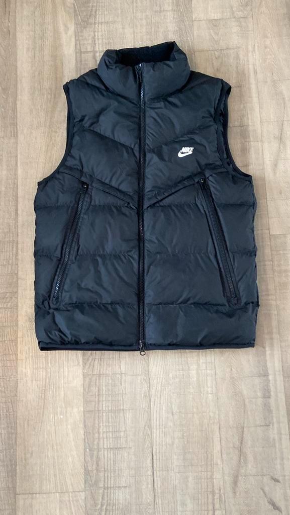 Nike storm fit bodywarmer S, Kleding | Heren, Bodywarmers, Zo goed als nieuw, Ophalen