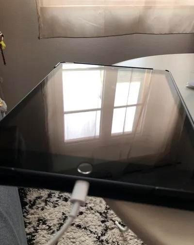 iPad 2021 Wifi 256 Go, Informatique & Logiciels, Apple iPad Tablettes, Comme neuf, Apple iPad, Wi-Fi, 10 pouces, 256 GB, Gris