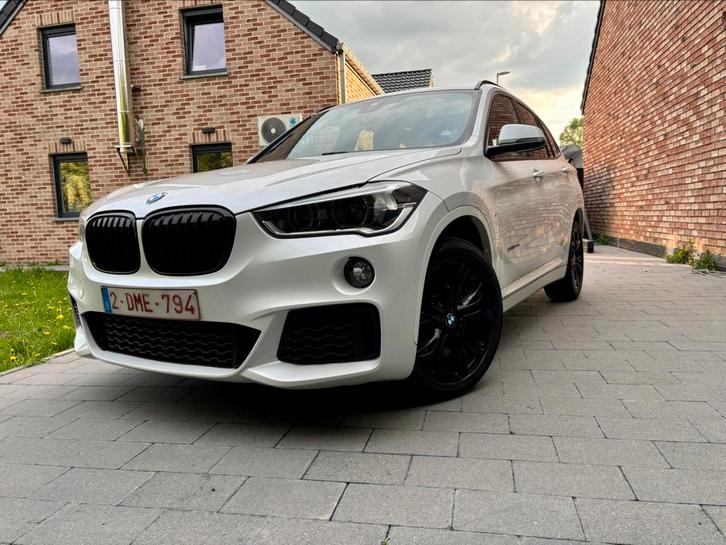 BMW X1 II (F48) xDrive20d, Autos, BMW, Particulier, X1, Caméra de recul, Automatique, Noir, Noir, Alcantara, Enlèvement