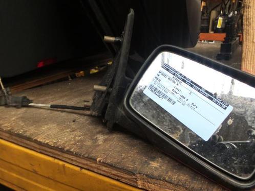 Buitenspiegel rechts van een Volkswagen Vento, Auto-onderdelen, Spiegels, Volkswagen, Gebruikt, 3 maanden garantie, Ophalen of Verzenden