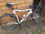 Cross / gravel Flanders + reservewielset, 28 inch, Aluminium, Zo goed als nieuw, 15 tot 20 versnellingen