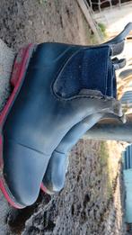 Bateaux d'équitation taille 33, Enlèvement