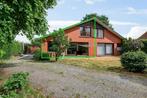 Huis te koop in Halle, 4 slpks, 145 m², Vrijstaande woning, 300 kWh/m²/jaar, 4 kamers
