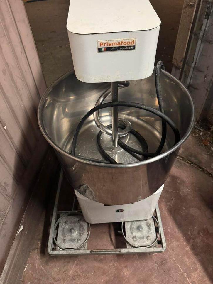 Pizza deegmachine, Zakelijke goederen, Horeca | Keukenapparatuur, Reinigen, Ophalen