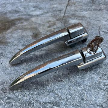 VW Kever deurgreepset 1960 - 1965 113837205C 113837206C beschikbaar voor biedingen