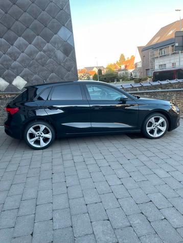 Audi A3 Sportback 37800km. Benzine. Onderhoudsboekje Audi beschikbaar voor biedingen