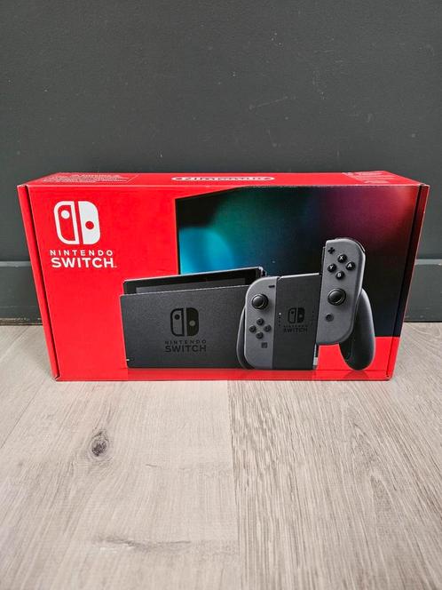 Nintendo Switch Grise + Pochette de Transport très bon état, Games en Spelcomputers, Spelcomputers | Nintendo Switch, Zo goed als nieuw