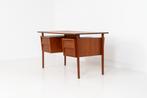 Vrijstaand vintage bureau van Gunnar Nielsen Tibergaard, Huis en Inrichting, Bureaus, Ophalen, Zo goed als nieuw, Bureau