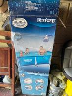 Piscine bestway servi une fois. Propre, Jardin & Terrasse, Piscines, Comme neuf