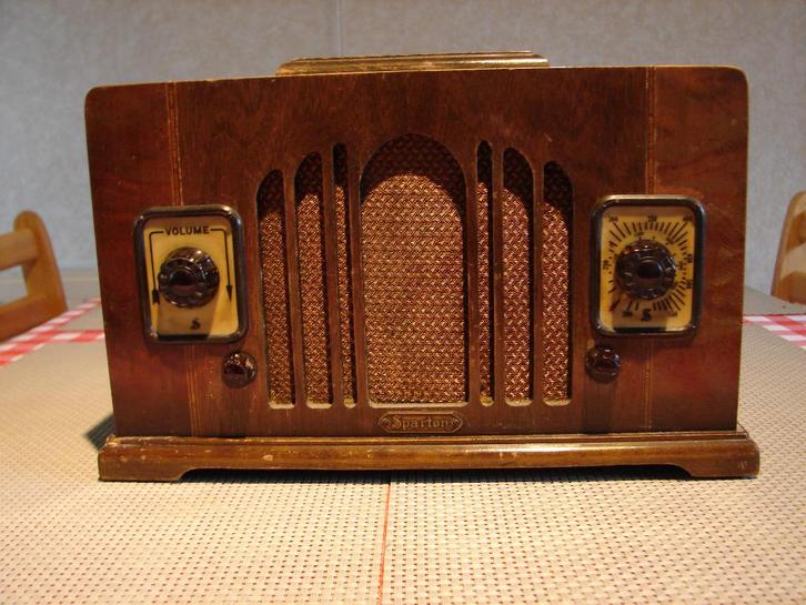 SPARTON  REISRADIO, Audio, Tv en Foto, Radio's, Gebruikt, Radio, Ophalen