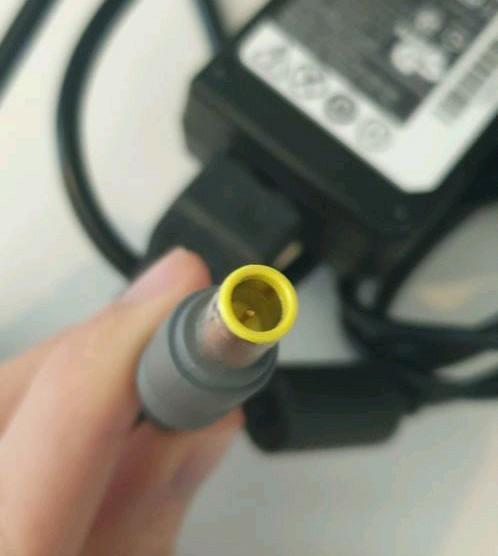 Câble de charge barrel Lenovo, Computers en Software, Laptop-opladers, Nieuw, Ophalen