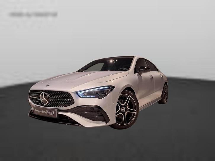 Mercedes-Benz CLA-Klasse 180 Coupé AMG Line | Panoramisch D, Auto's, Mercedes-Benz, Bedrijf, Te koop, CLA, Bluetooth, Centrale vergrendeling
