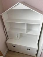 Montessori kinderkastje, Ophalen